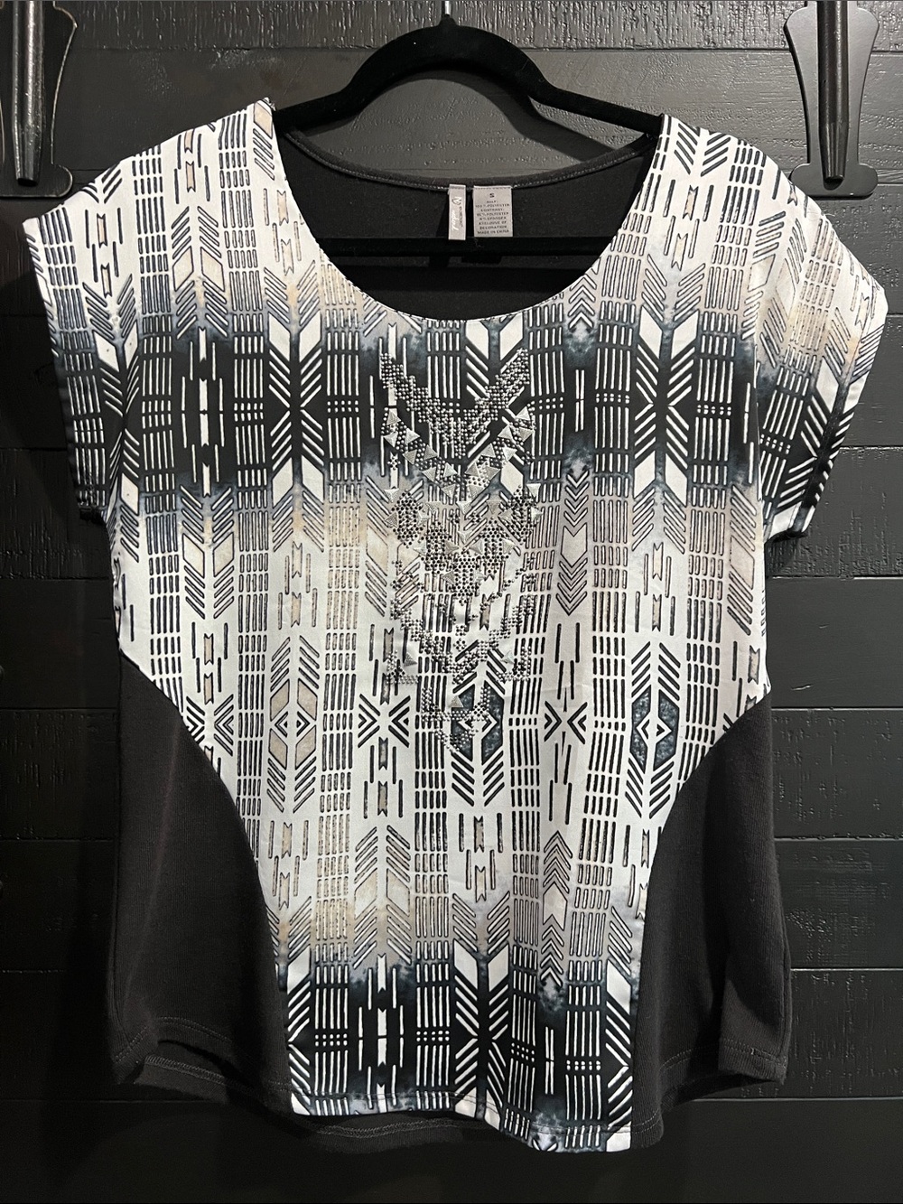 Women’s Geometric Print Short Sleeve Top - Black & White